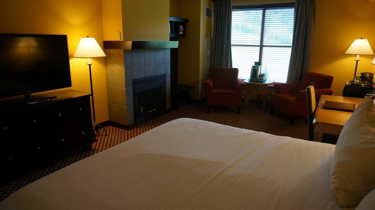 Bear Creek Mountain 3* Breinigsville